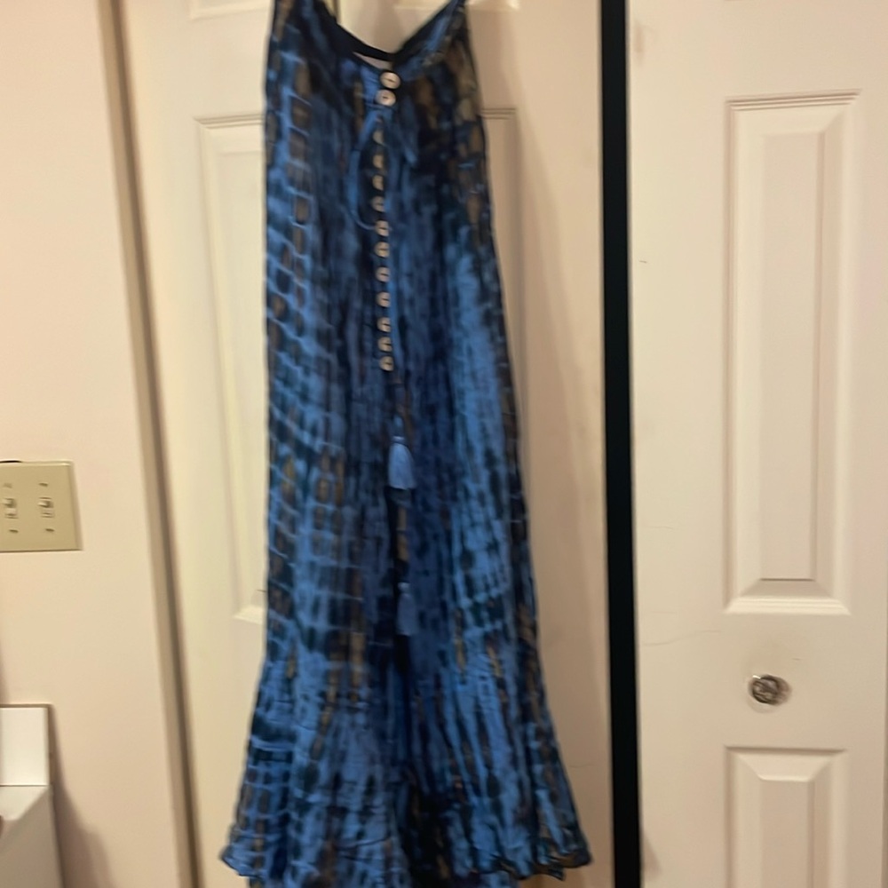 North shore from banyan tree tie dye multi color blue/tan skirt size m/l NWT